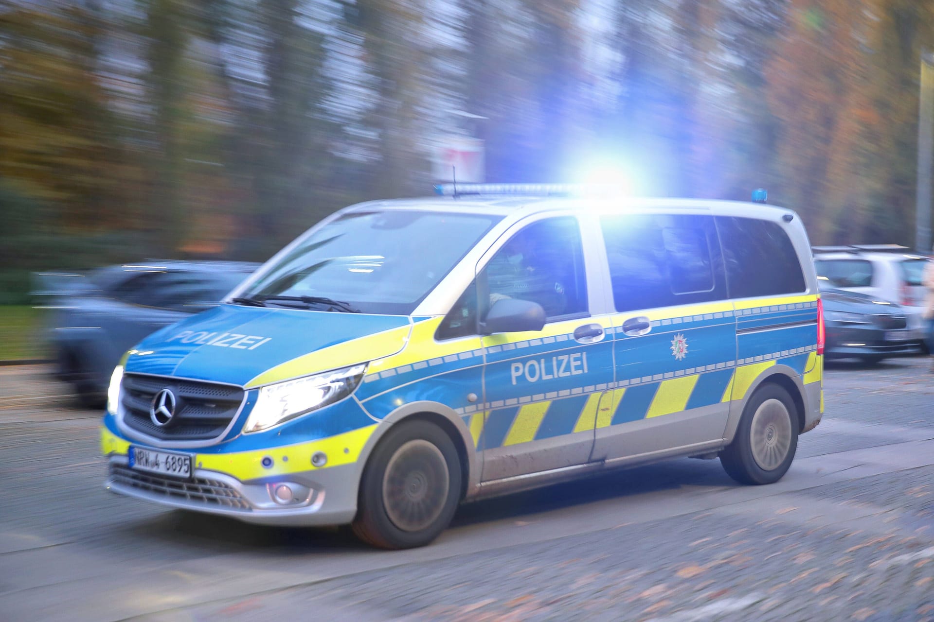 Polizeiauto in Nordrhein-Westfalen: Im Ruhrgebiet sind Rockerbanden stark vertreten.