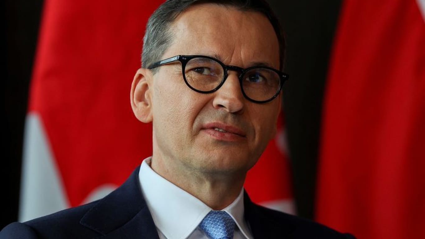 Mateusz Morawiecki, Premierminister von Polen: Er warnte davor den Todesfall zu "politisieren".