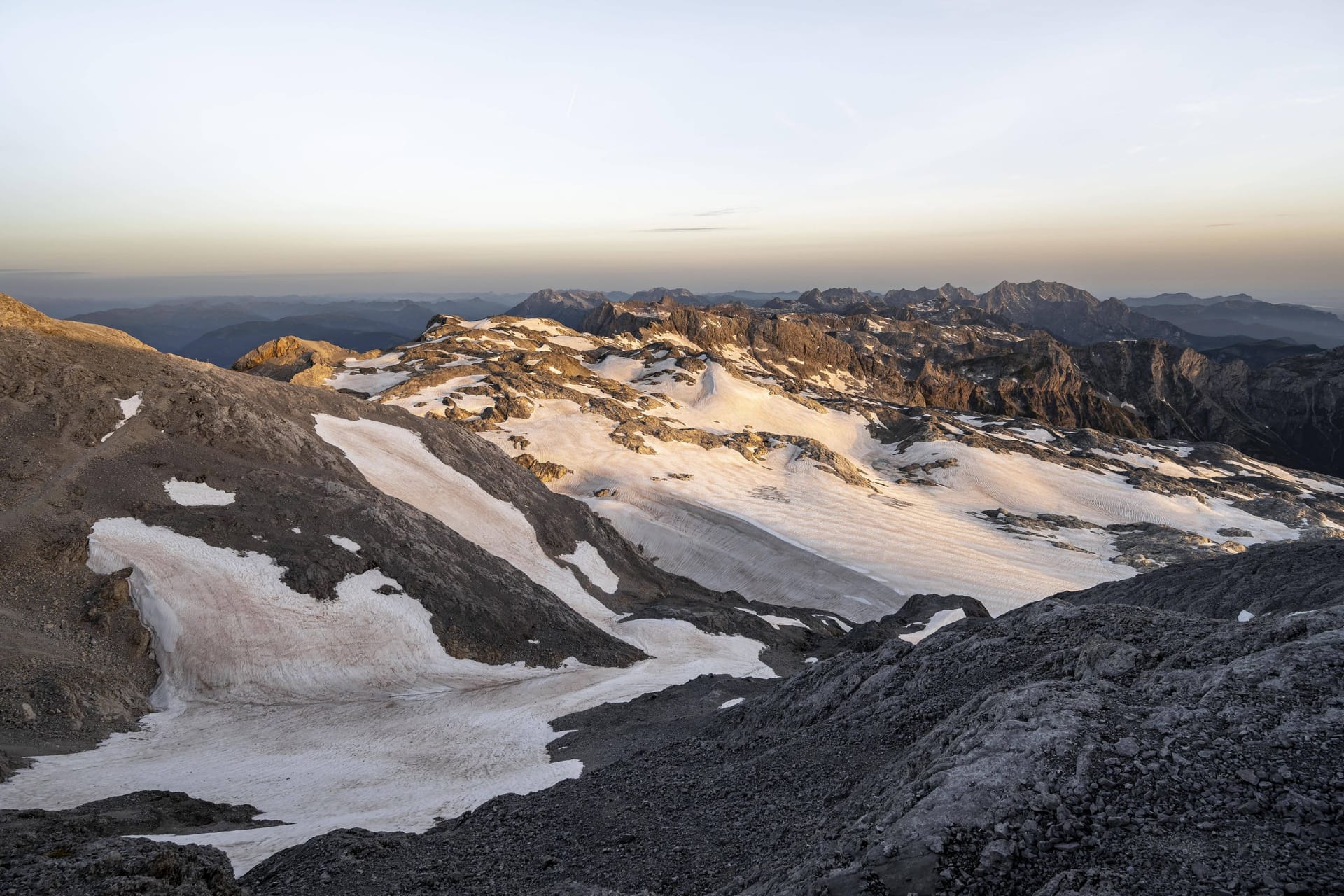 Der Gletscher Übergossene Alm in den Berchtesgadener Alpen schmilzt rasant.