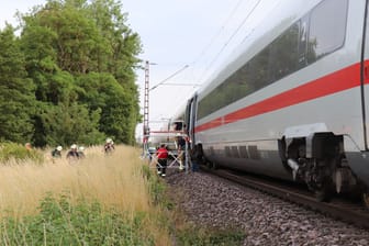 Evakuierung des ICE in Rheinland-Pfalz: Die Klimaanlagen waren ausgefallen.