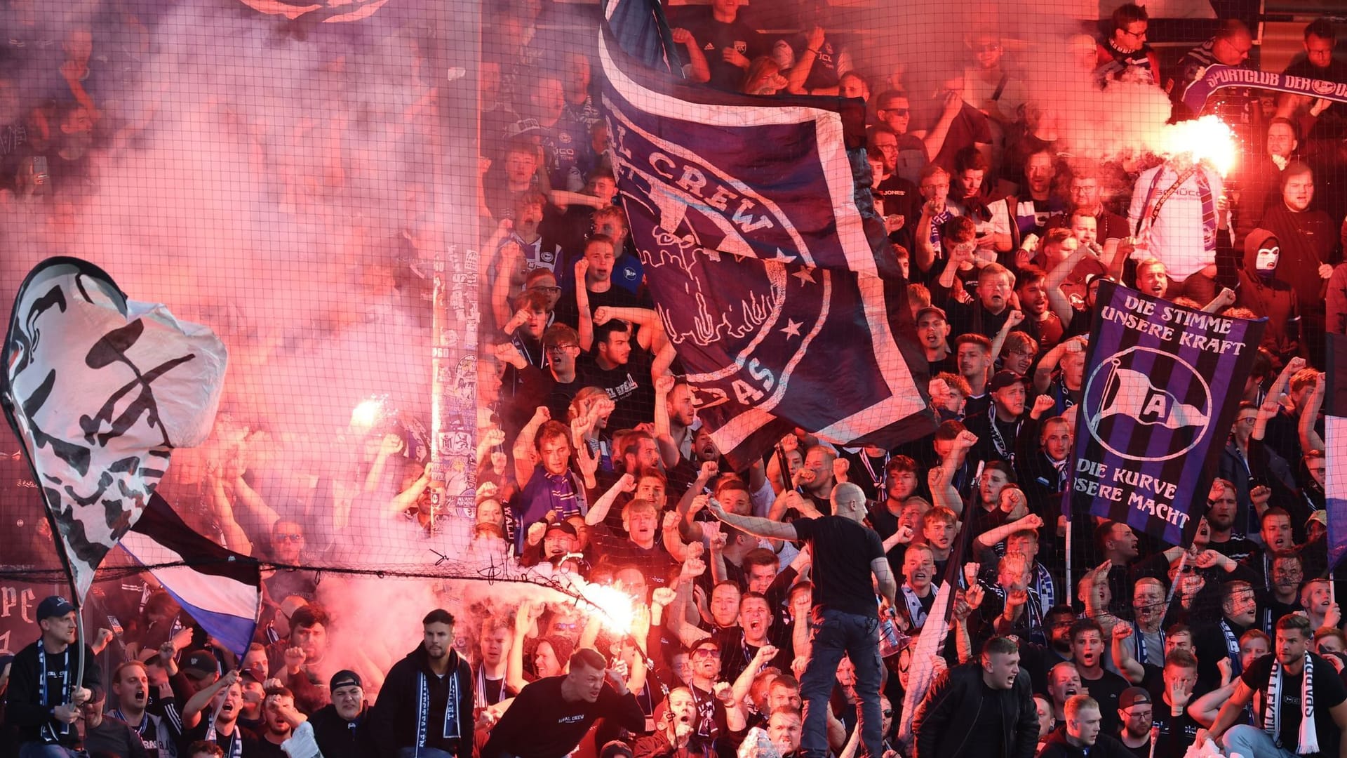 SV Wehen Wiesbaden - Arminia Bielefeld