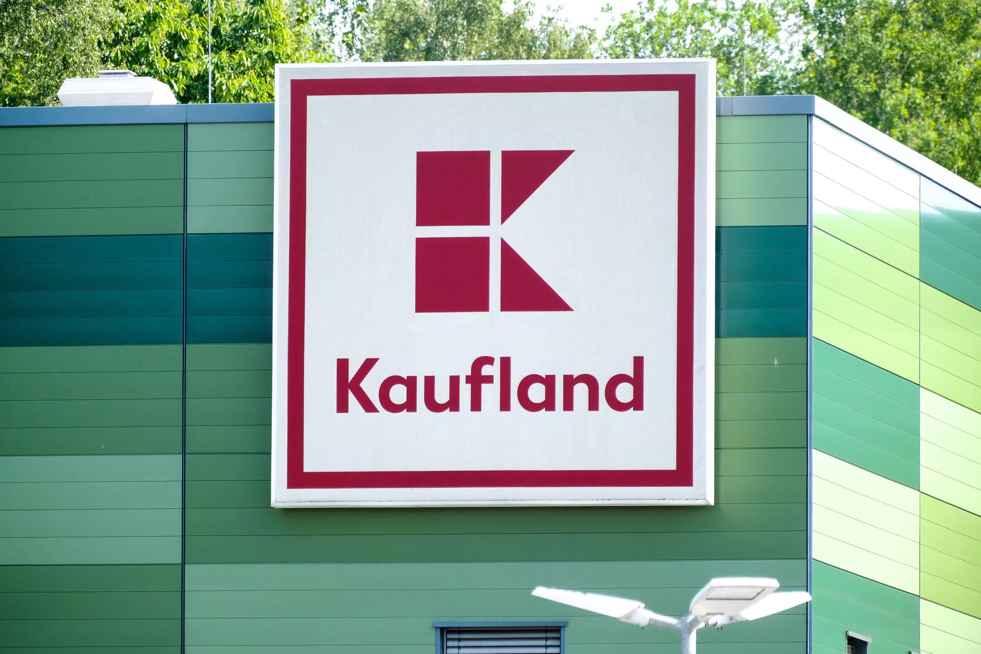 Kaufland: Auch Tiefkühlfisch wird jetzt wieder günstiger.