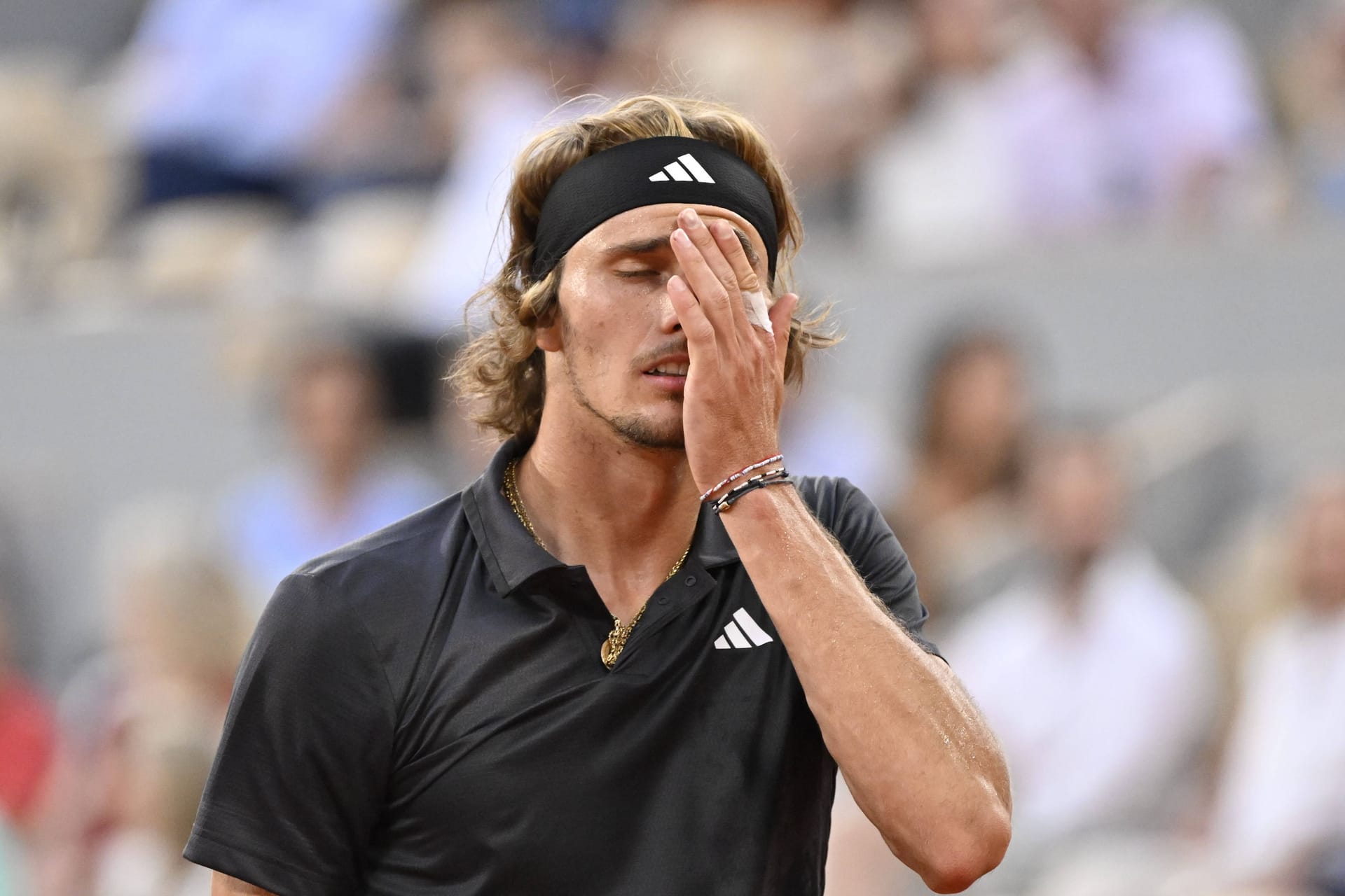 Alexander Zverev: Er musste seine Teilnahme in Stuttgart absagen.