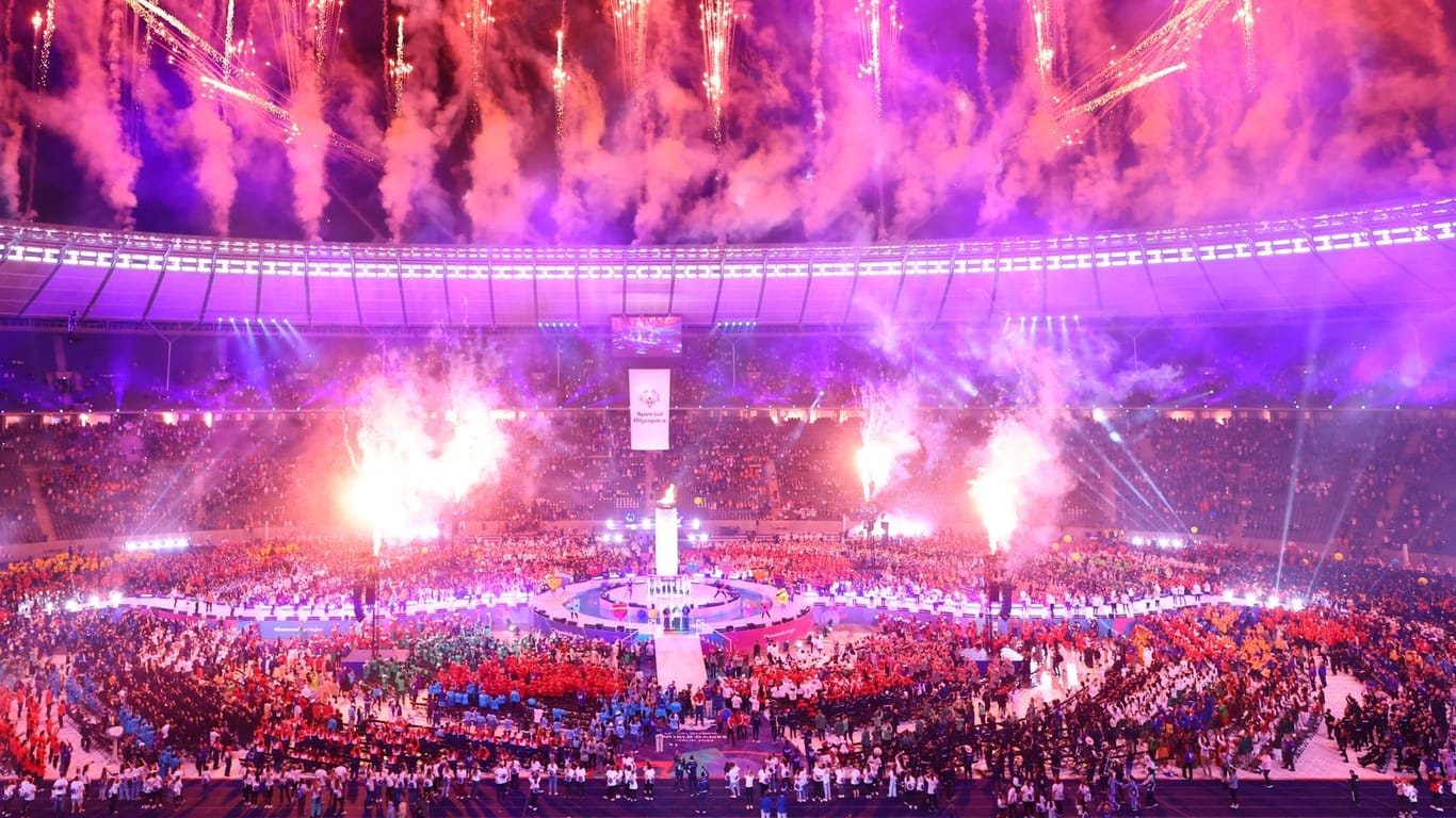 Rauschendes Fest: Das Berliner Olympiastadion während der Eröffnungsfeier der Special Olympics.