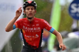 Gino Mäder: Der Schweizer Radprofi ist nach einem schweren Unfall verstorben.