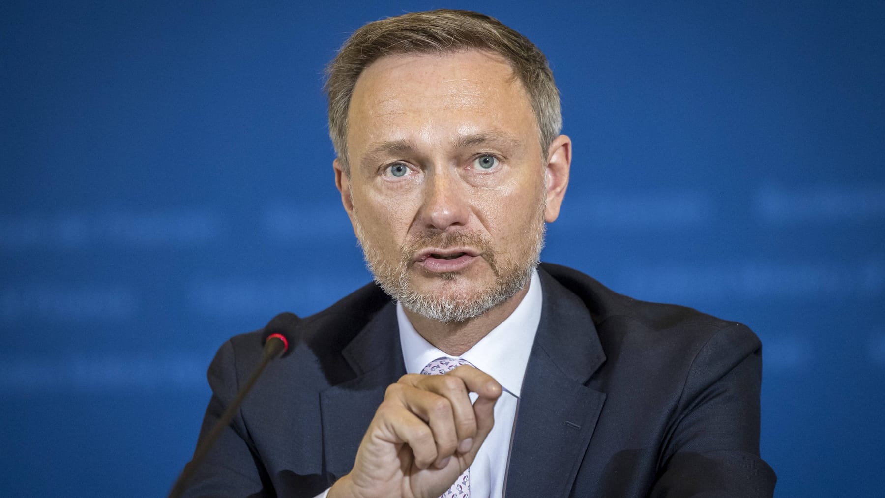 Budget dispute of the federal government: Lindner sends savings targets