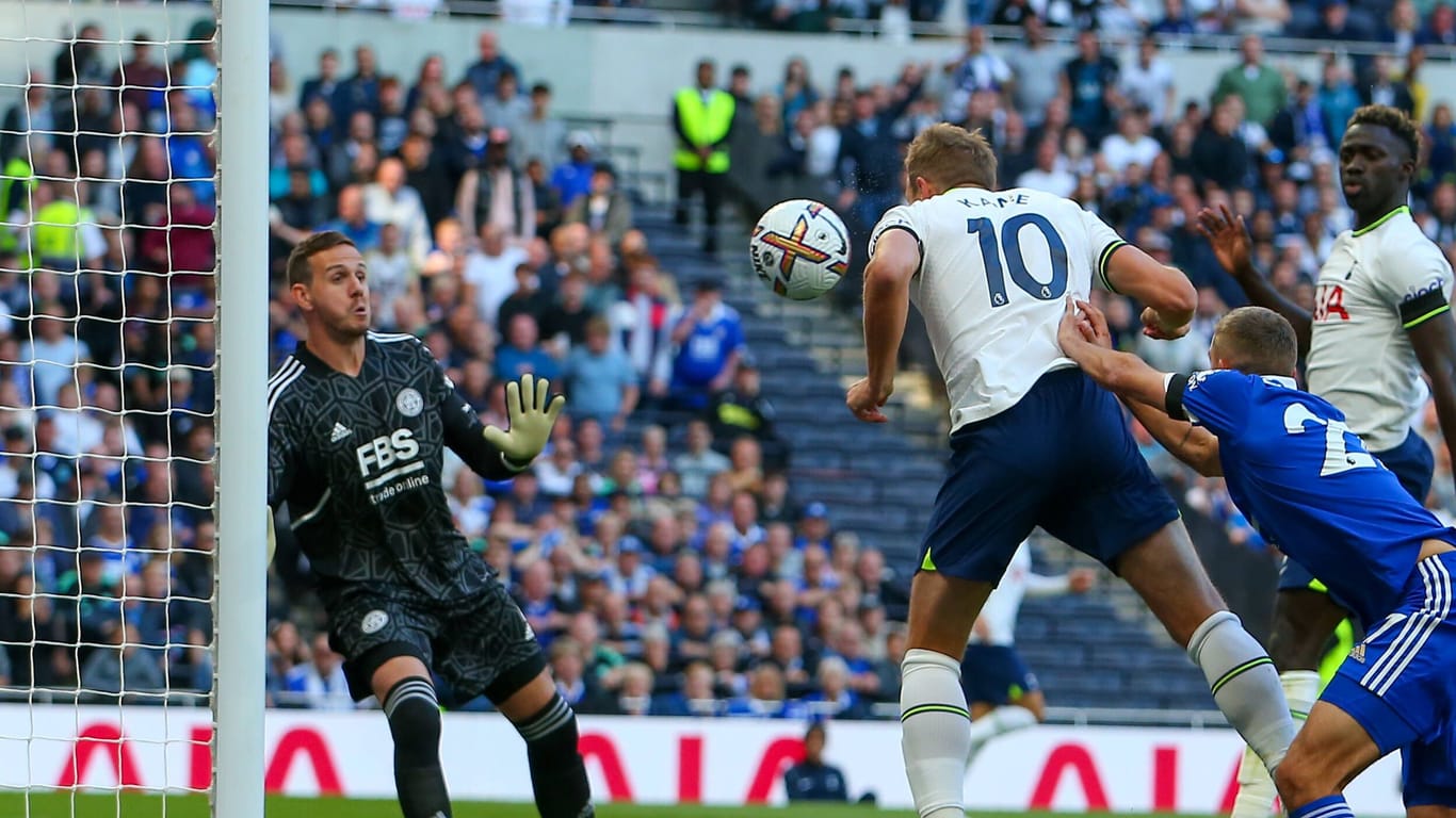 Lufthoheit: Gegen Leicester traf Kane im vergangenen September per Kopf.