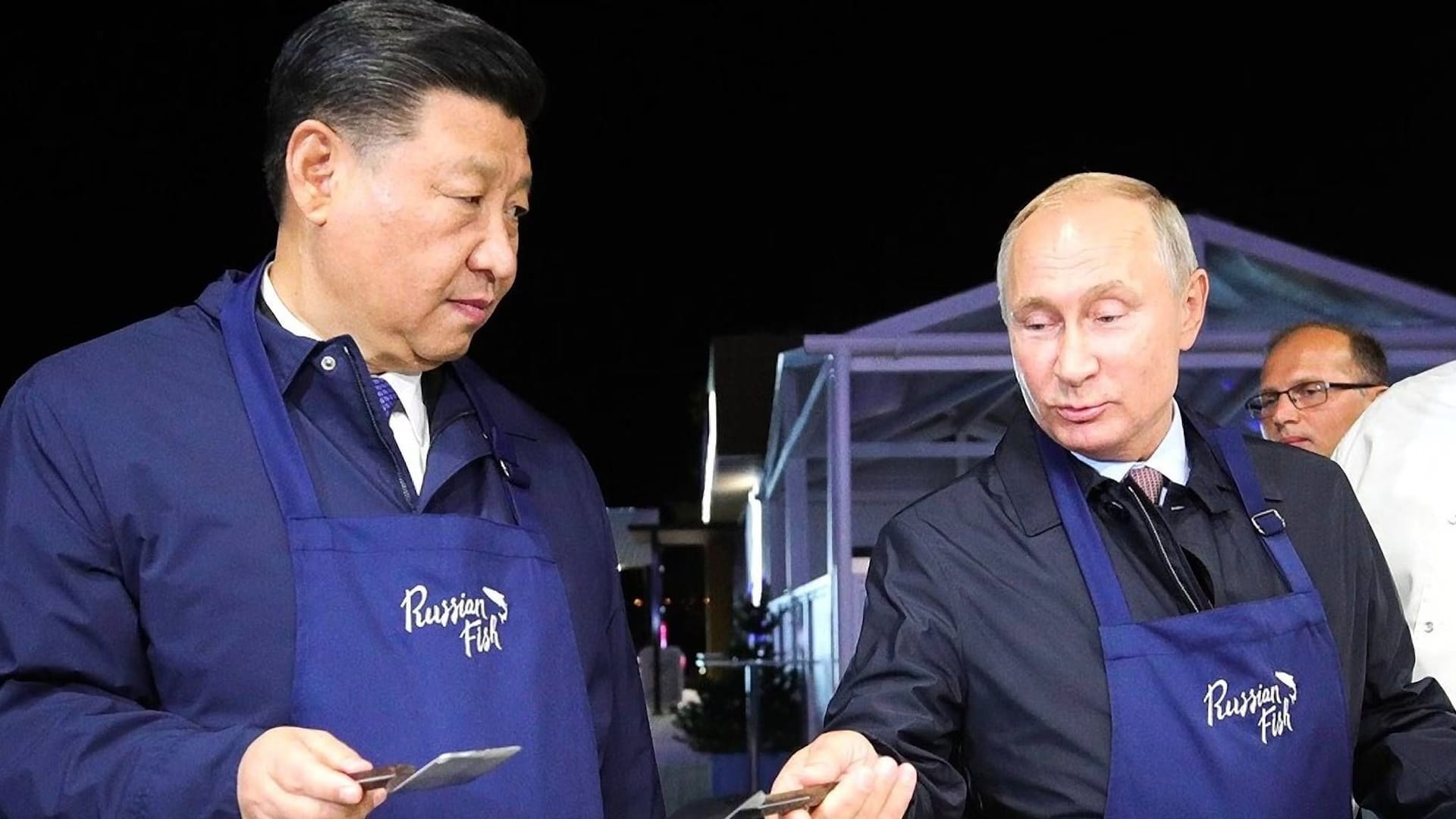 Xi Jinping (l.) hat Wladimir Putin bislang unterstützt.