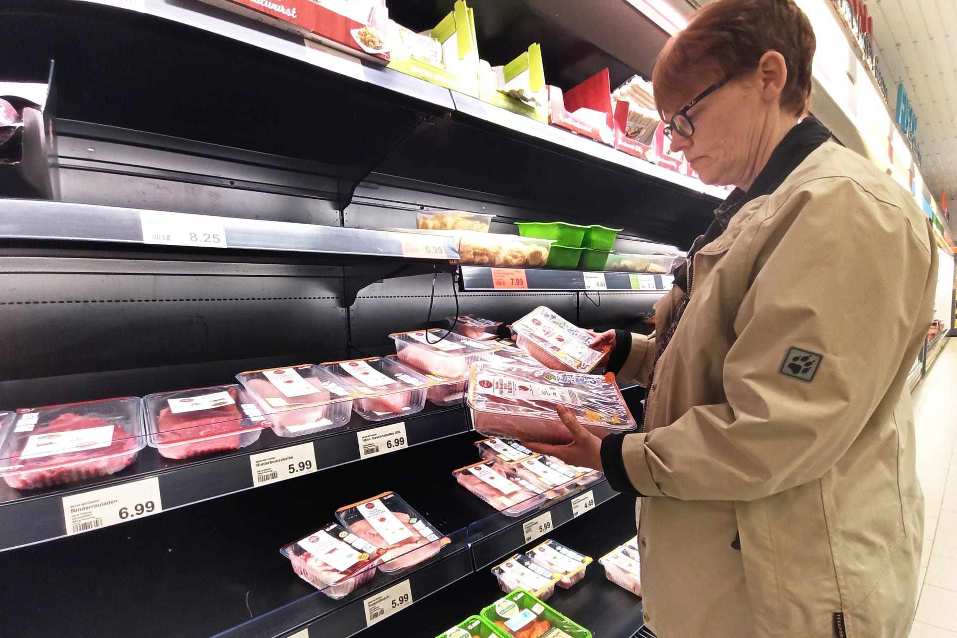 Sollten Supermärkte weniger Rindfleisch anbieten, weil es dem Klima schadet?