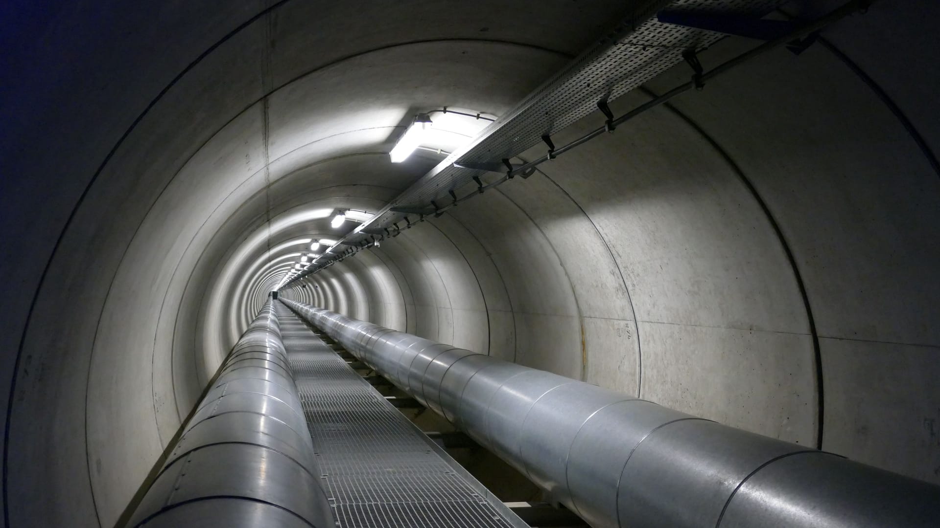 Der Fernwärmetunnel in Köln: über 400 Meter lang und drei Meter breit.