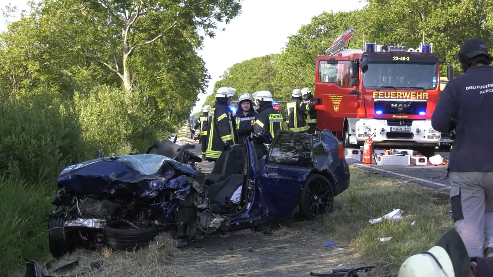 Der BMW wurde erheblich beschädigt.