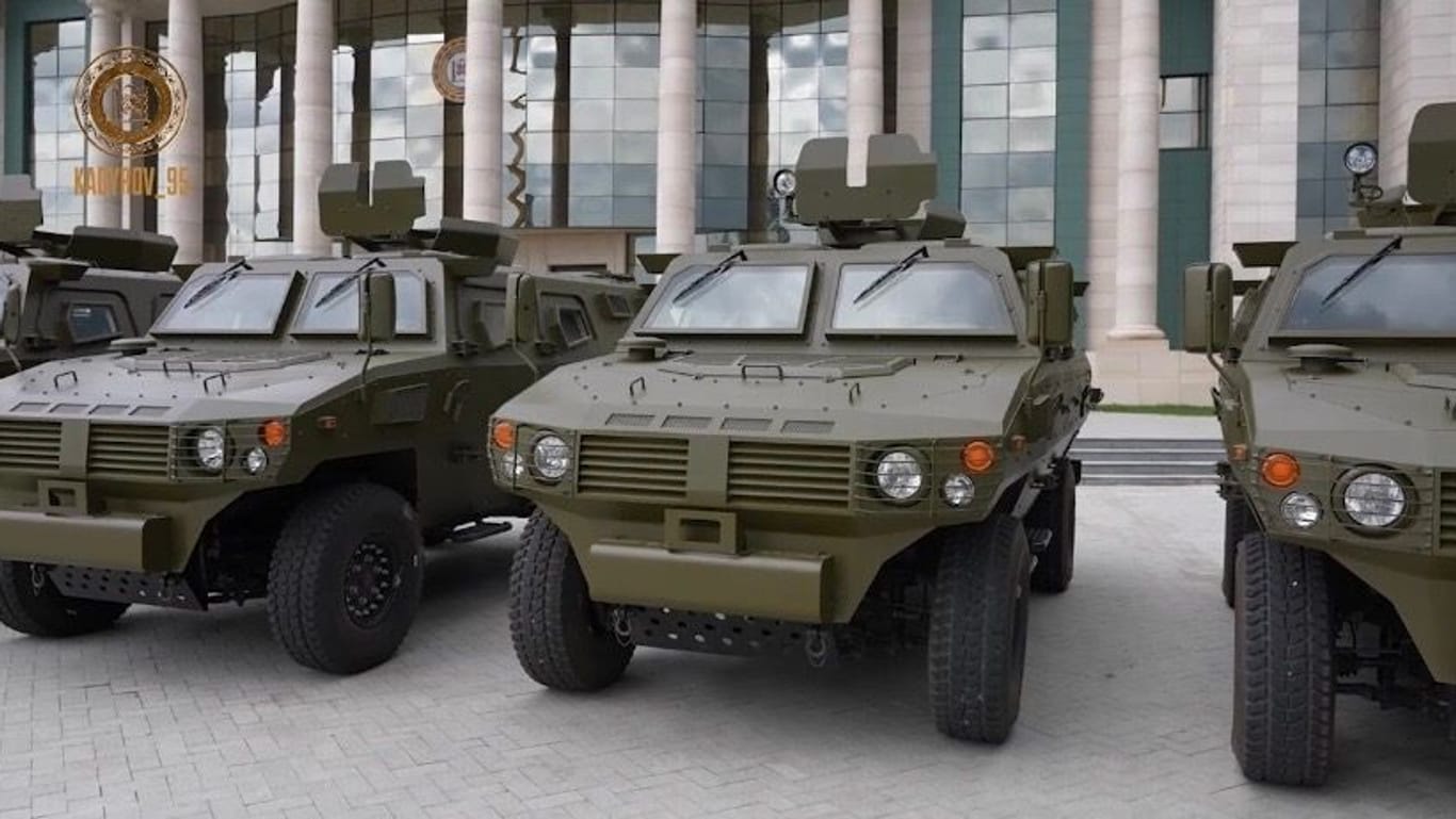 Panzerfahrzeug des Typs Tiger: Offenbar wurden mehrere dieser Fahrzeuge chinesischer Bauart an Kadyrows Truppen geliefert.