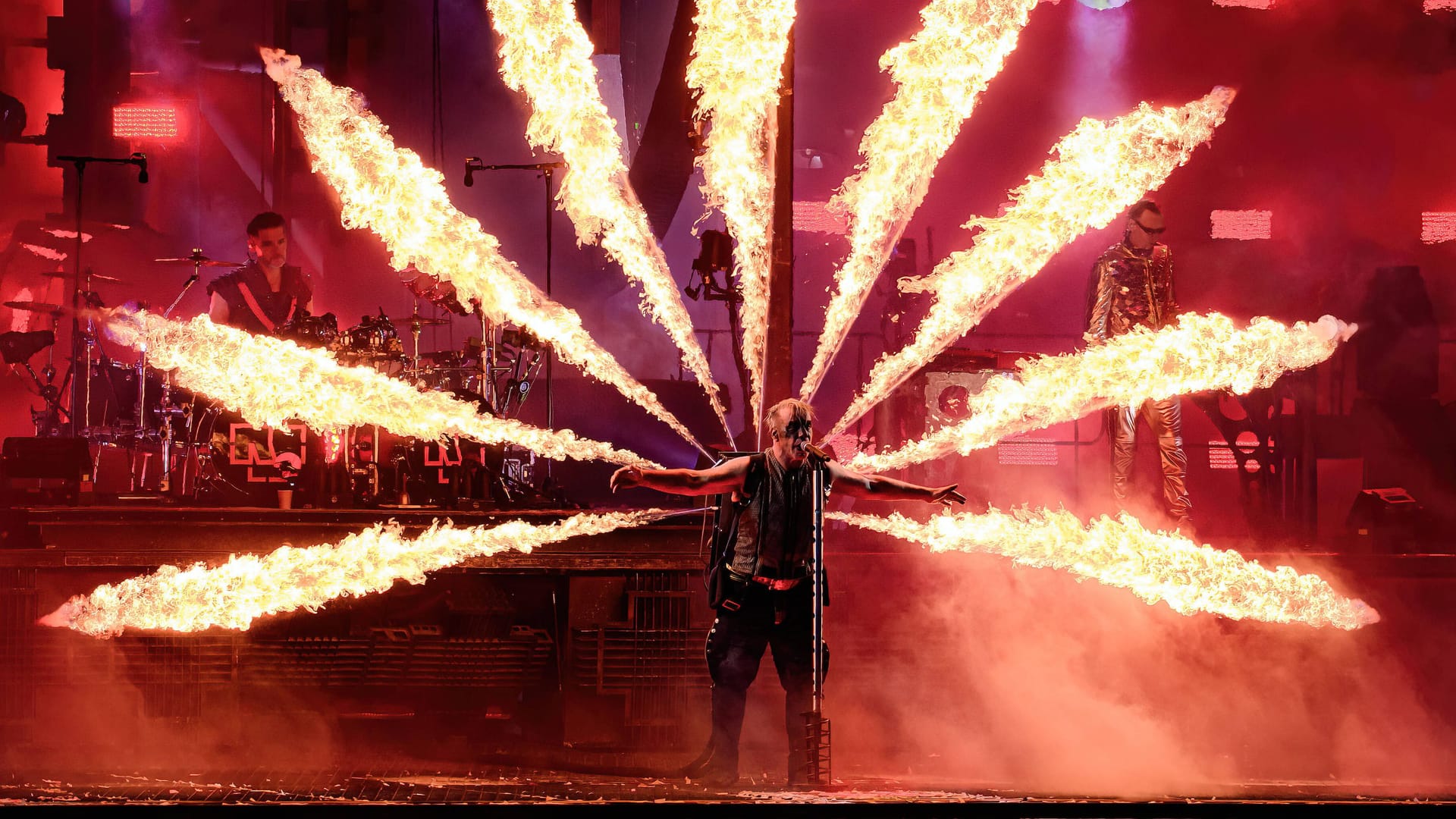 Till Lindemann: Der Frontsänger tourt mit seiner Band gerade durch Europa.