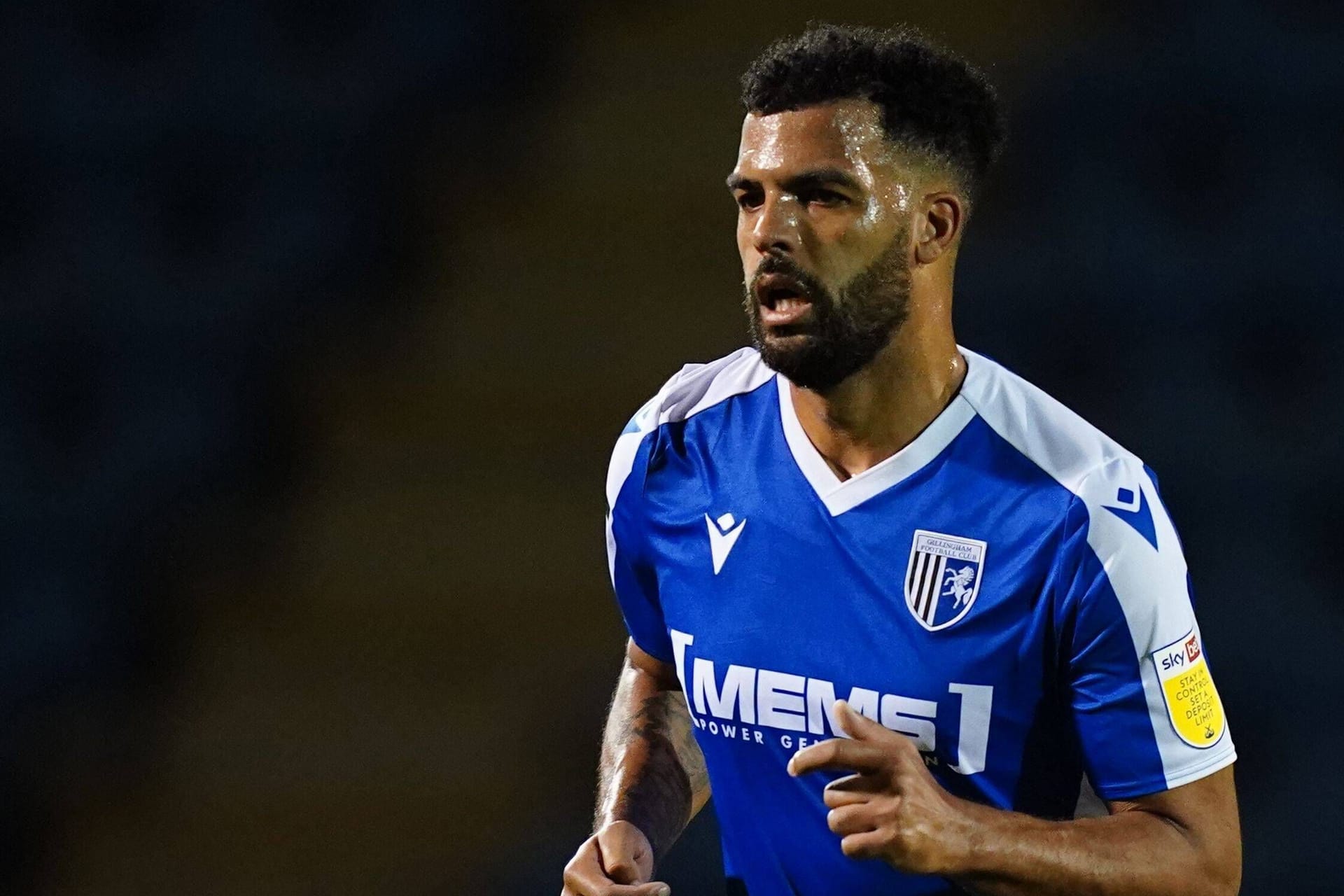 Jacob Mellis im Oktober 2020 in Diensten des FC Gillingham: Der Mittelfeldmann spielte in der Jugend sogar für den FC Chelsea.