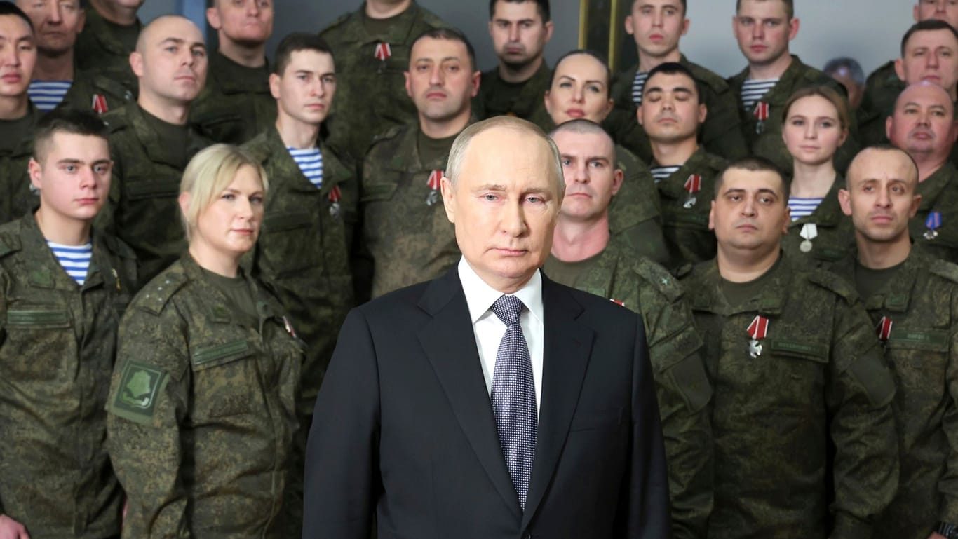 Wladimir Putin: Mit Geld kauft sich Russlands Machthaber Soldaten, meint Wladimir Kaminer.