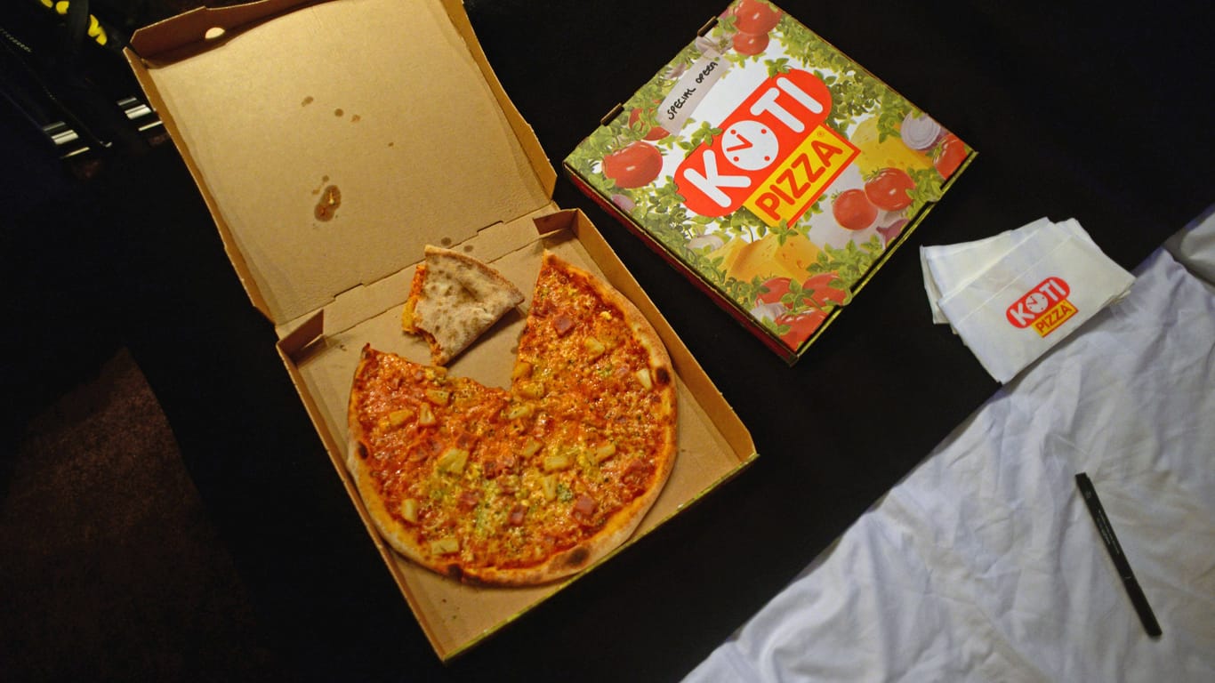 Pizza Box von Kotipizza (Symbolbild): Die Kette erfand 2008 die "Pizza Berlusconi".