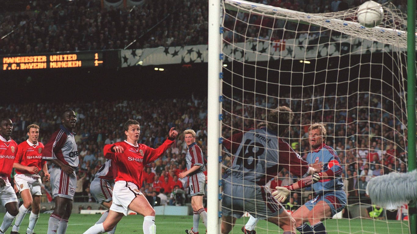 "Die Mutter aller Niederlagen": Manchester Uniteds Solskjaer (li.) trifft in der Nachspielzeit zum 2:1 gegen die Bayern. Effenberg erinnert sich an die dramatische Pleite im Champions-League-Finale 1999 als Motivation.