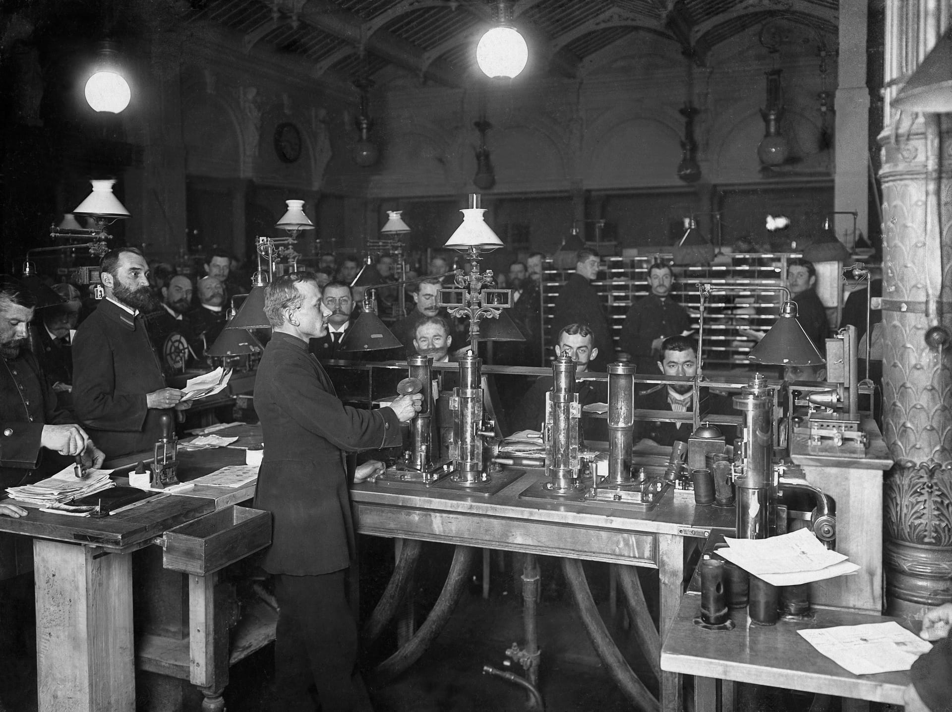1901: Die Post kommt aus dem Untergrund