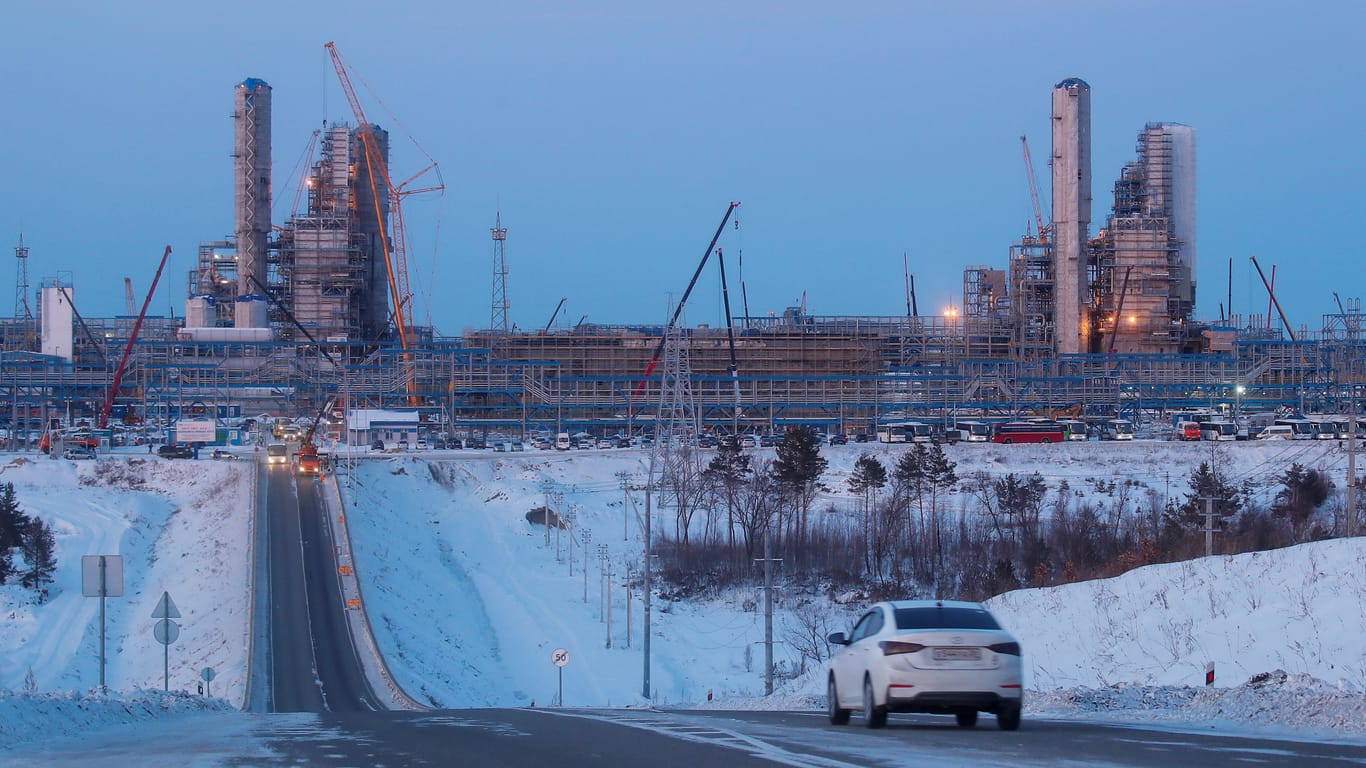 Gazprom-Standort in Sibirien (Archivbild): Das Unternehmen rief seine Mitarbeiter zusammen, um sie für die Söldnertruppen anzuwerben.
