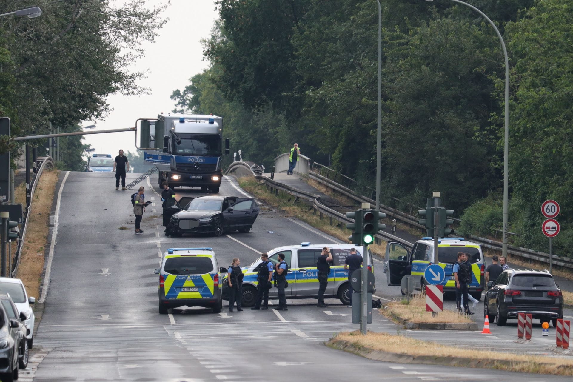 Großeinsatz der Polizei: Das Fluchtfahrzeug konnte gestoppt werden.