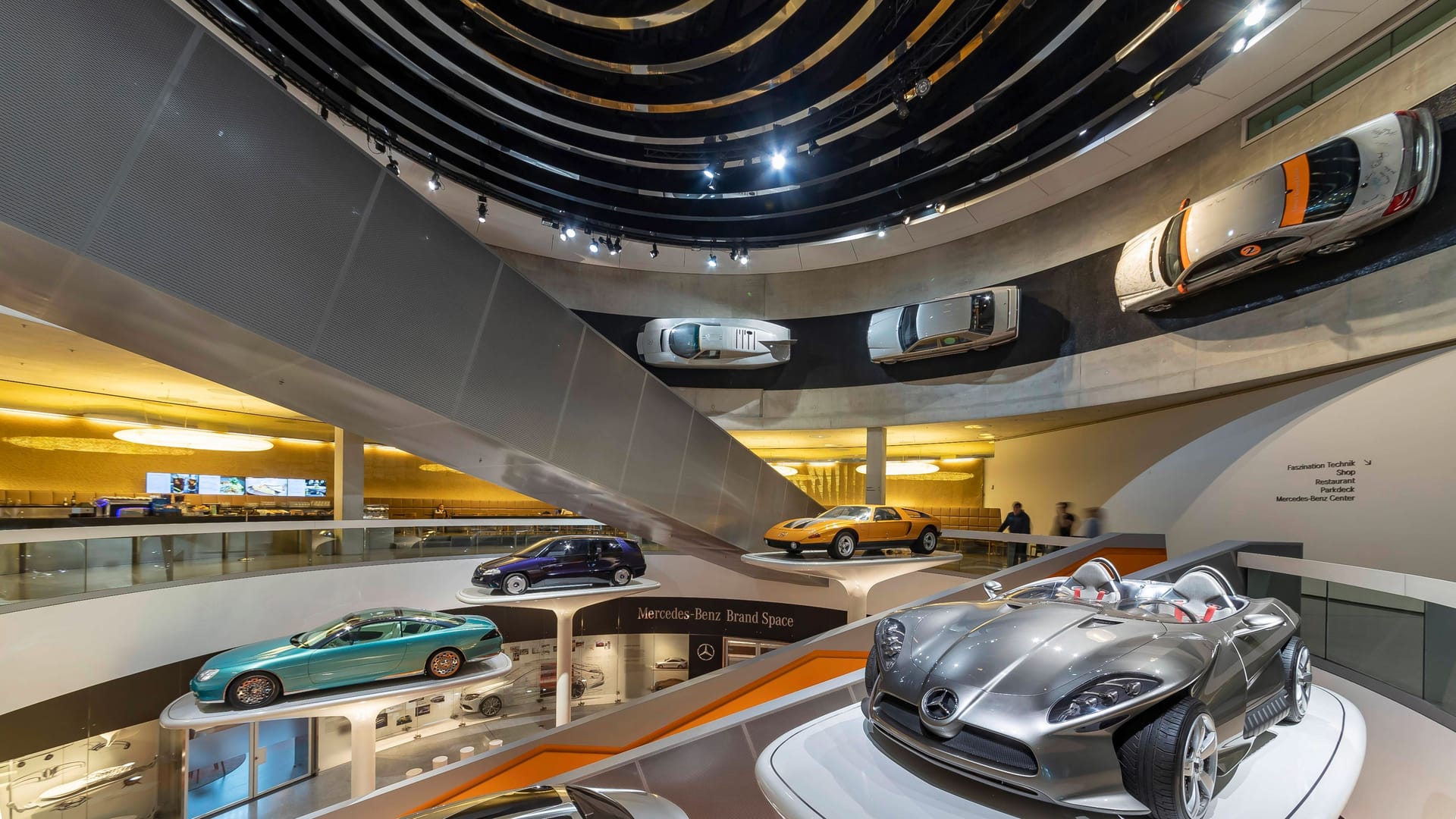 Das Mercedes Museum in Stuttgart: Der Automobilkonzern ist einer der großen Innovationstreiber in der Region Stuttgart. Das Mercedes Museum in Stuttgart: Der Automobilkonzern ist einer der großen Innovationstreiber in der Region Stuttgart.