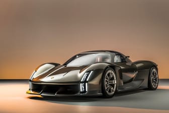 Mission X: Zum 75. Geburtstag der Marke zeigt Porsche den Entwurf eines elektrischen Supersportwagens.