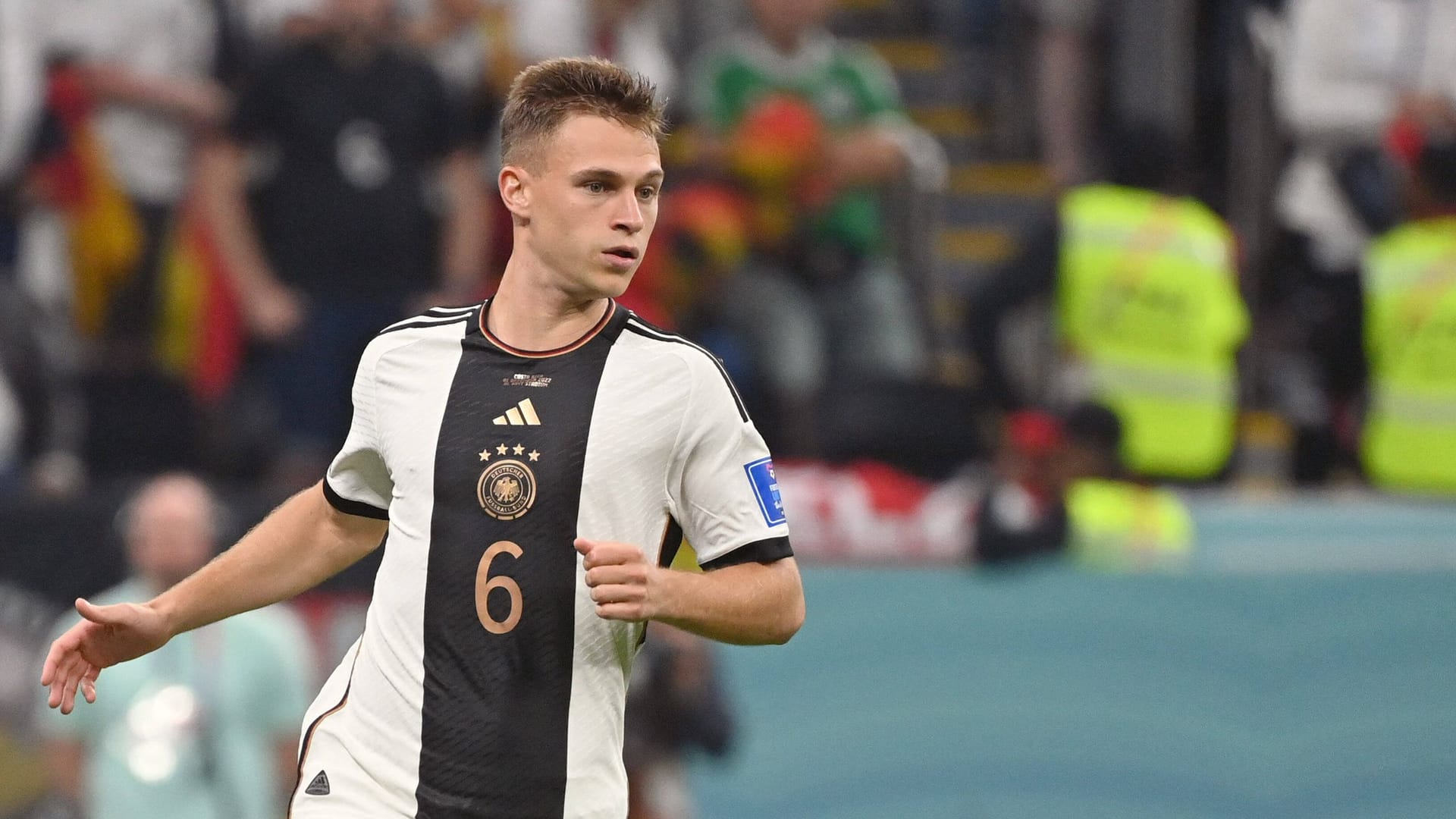 Mehr Geld für Männer: Bei einem WM-Sieg hätten Joshua Kimmich und seine Mitspieler jeweils 400.000 Euro kassiert.
