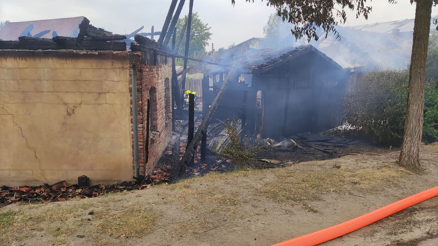 Karls Erlebnisdorf In Berlin Park Soll Nach Brand Bald Wieder Ffnen