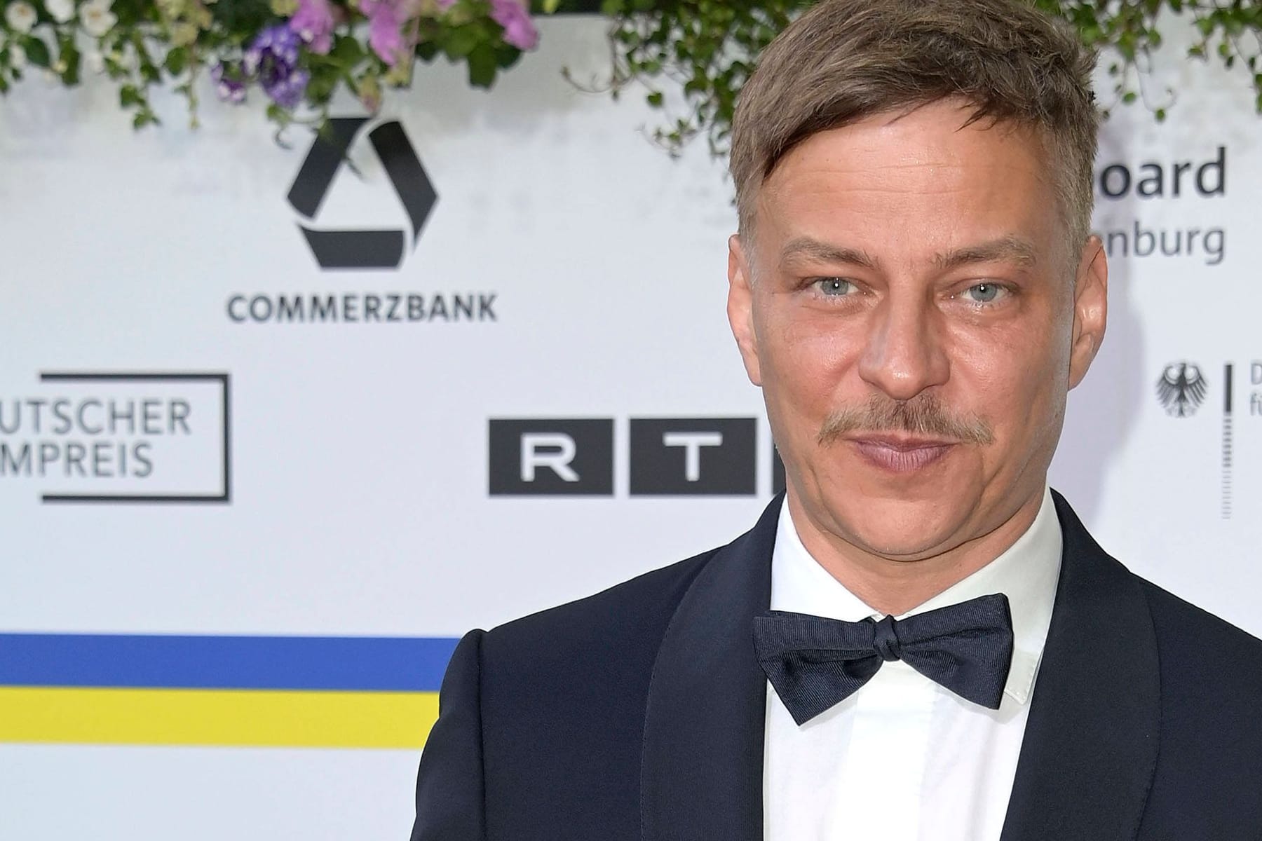 Tom Wlaschiha: Der Serienstar feiert Geburtstag.