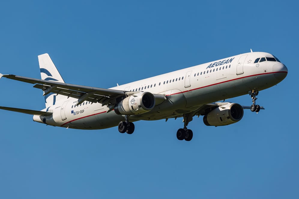 Aegean Airlines: Mit dieser Fluggesellschaft wurde ein Toter transportiert.