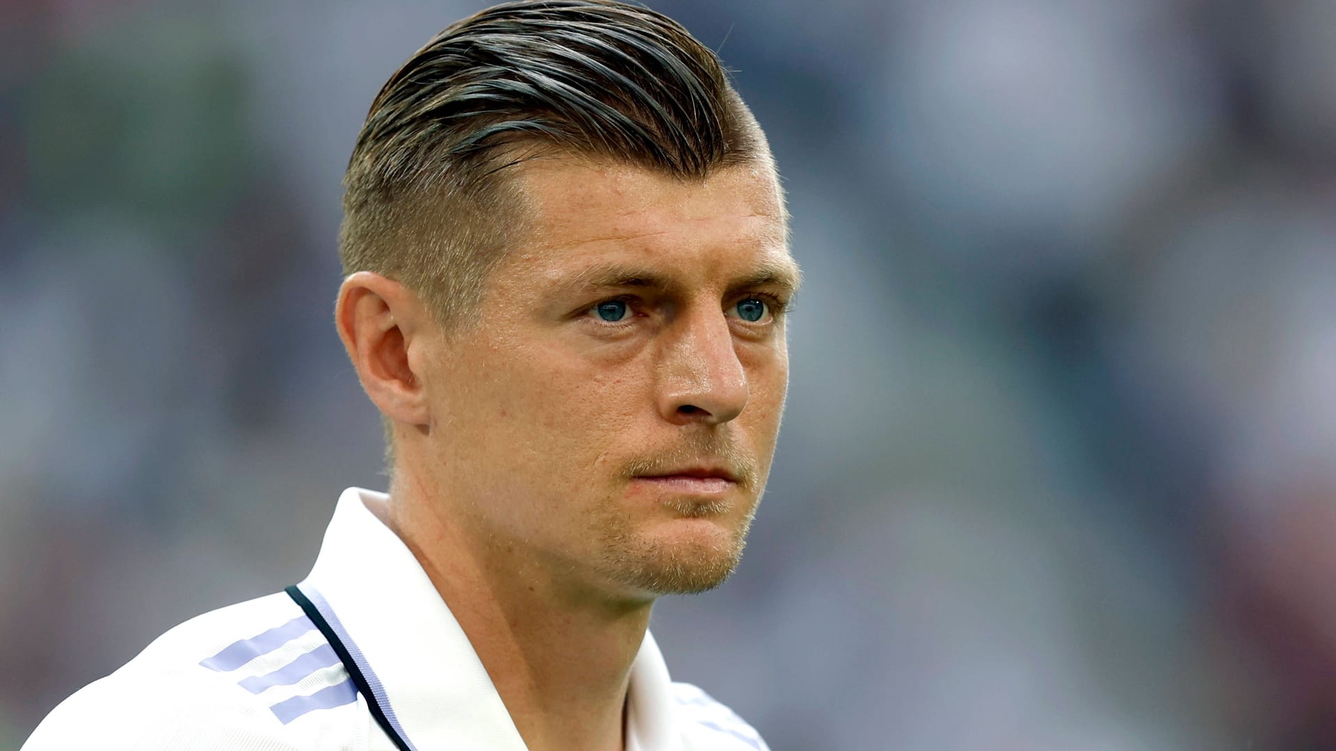 Toni Kroos: Auch er macht sich keine großen Hoffnungen, auf einen Erfolg des DFB-Teams bei der Heim-EM. Toni Kroos: Auch er macht sich keine großen Hoffnungen, auf einen Erfolg des DFB-Teams bei der Heim-EM.