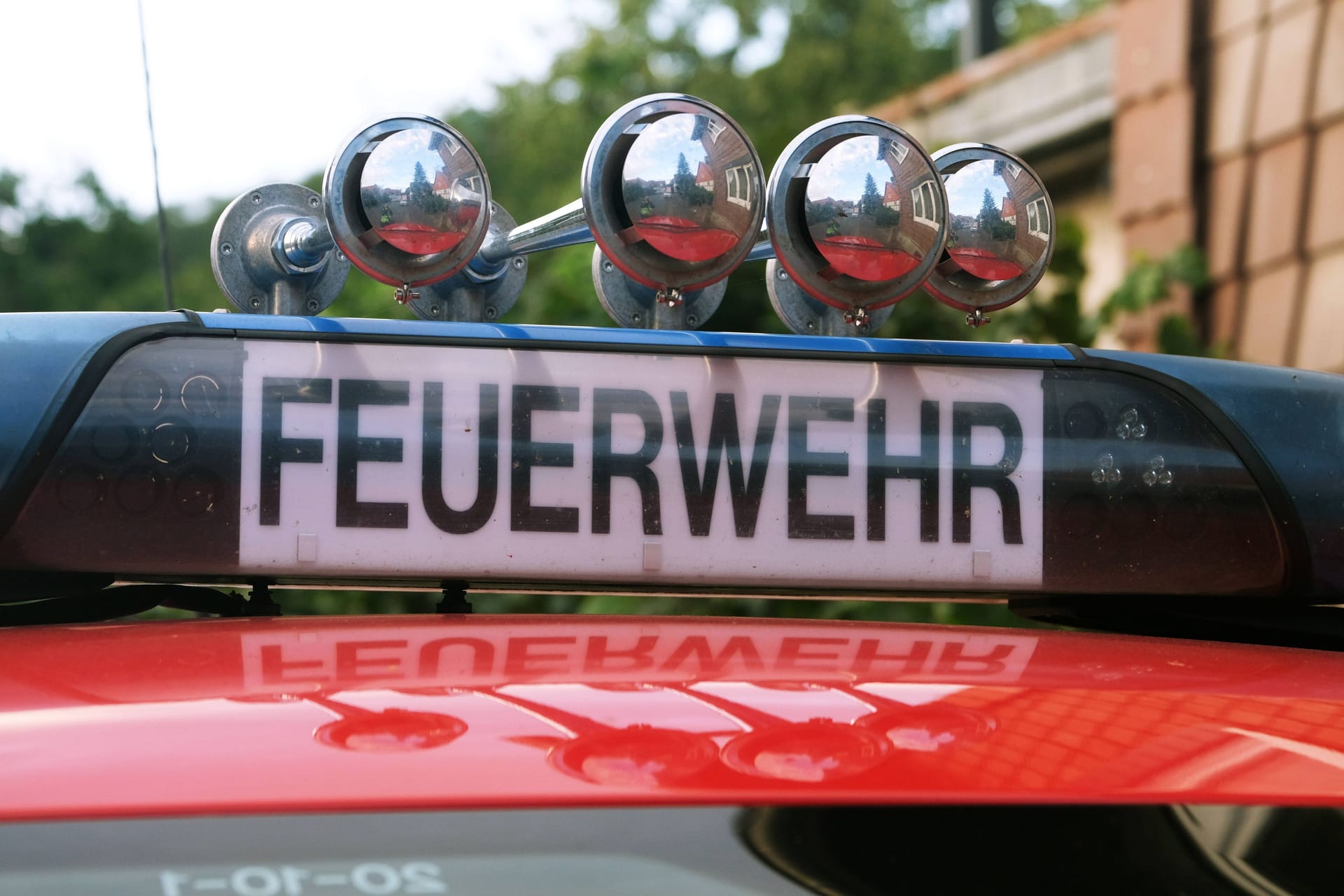 Feuerwehr (Symbolbild): Im Landkreis Celle mussten die Feuerwehren in der Nacht auf Donnerstag mehrmals ausrücken.