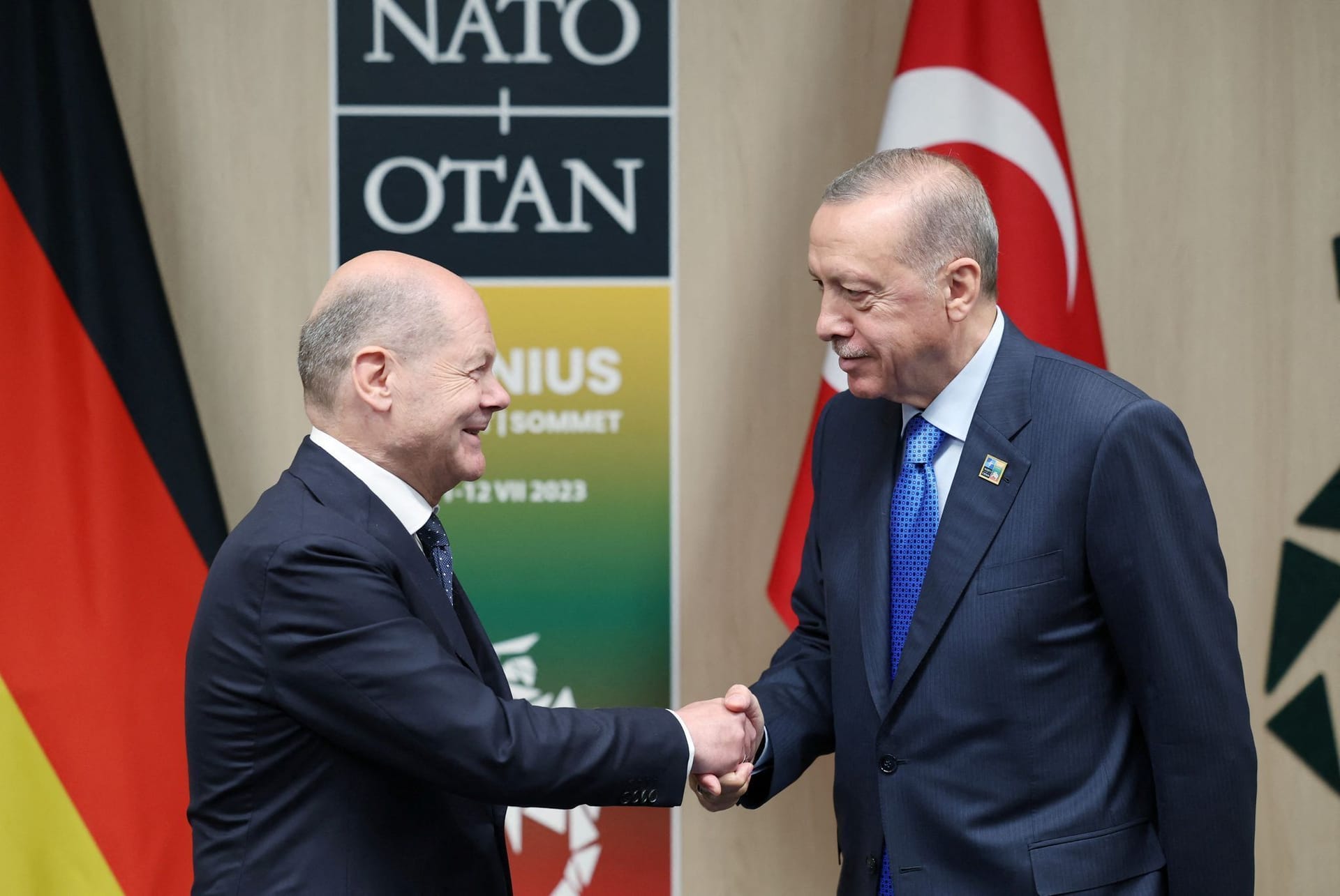 Kanzler Scholz und Präsident Erdoğan auf dem Nato-Gipfel.
