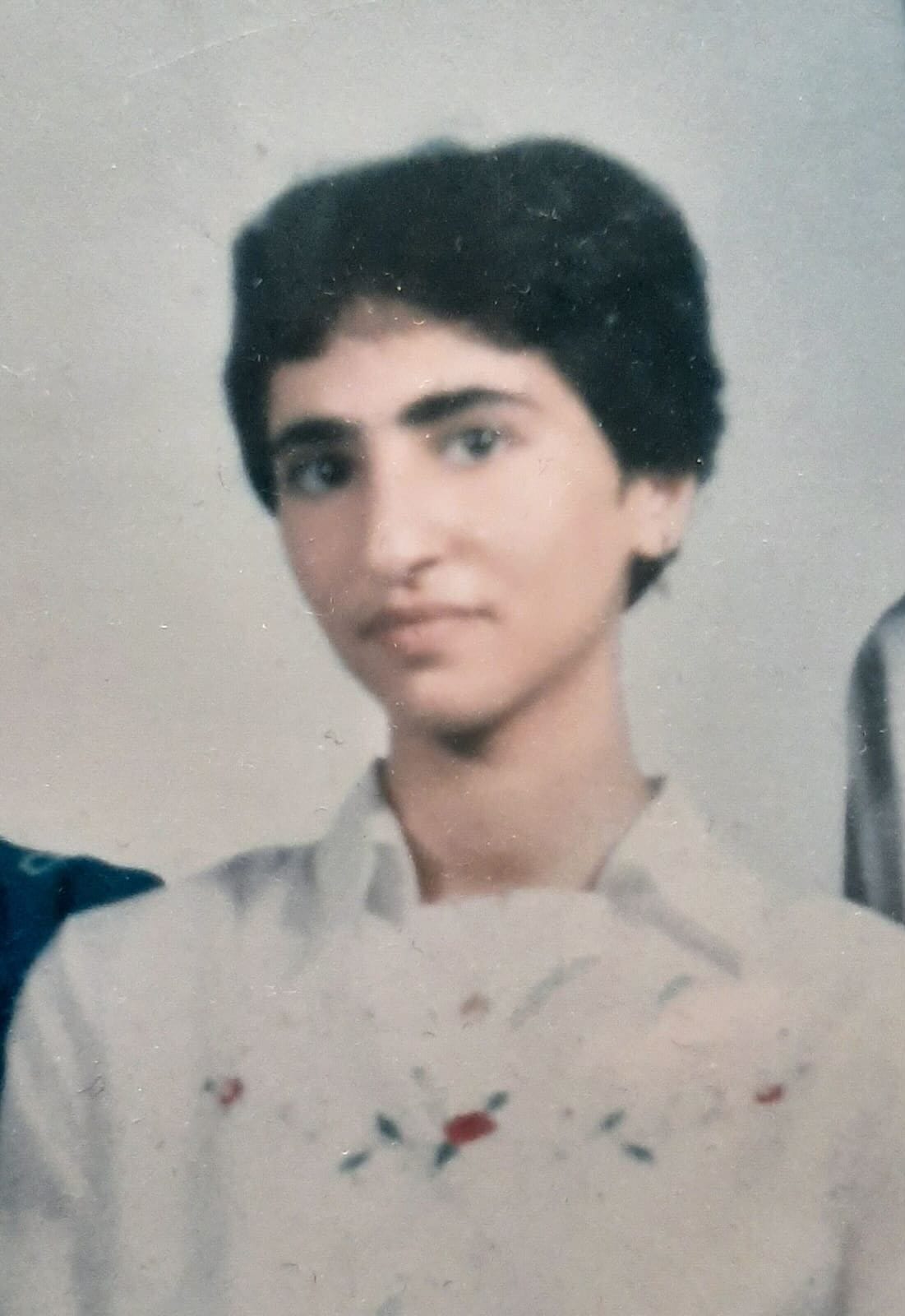 Foto von Nafiseh Rouhani: Das Bild zeigt die 22-Jährige wenige Monate bevor sie durch das islamische Regime hingerichtet wurde.