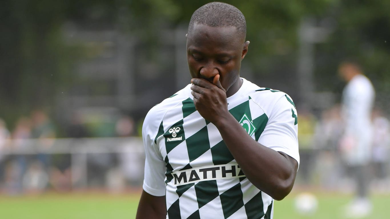 Naby Keita: Der Mann aus Guinea musste sein Debüt für Werder verschieben.