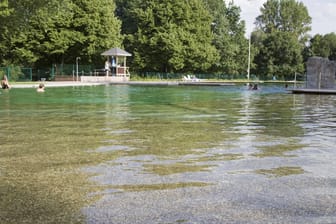 Hainhölzer Naturbad in Hannover (Symbolbild): Hier haben Unbekannte am vergangenen Wochenende randaliert.