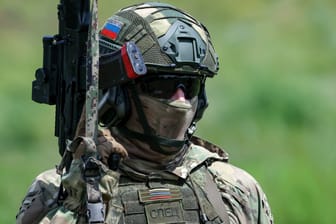 Ein russischer Soldat in der Region Saporischschja: Der Kreml droht dem Westen.
