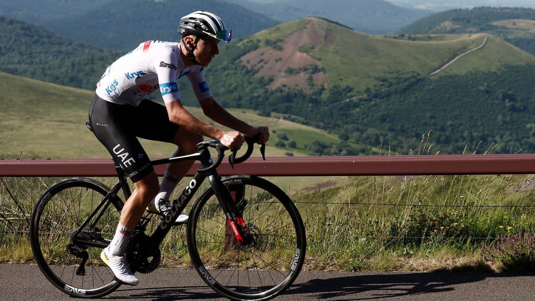 Tour de France, 9. Etappe: Showdown am Vulkan –Tadej Pogačar sprintet Jonas Vingegaard weg