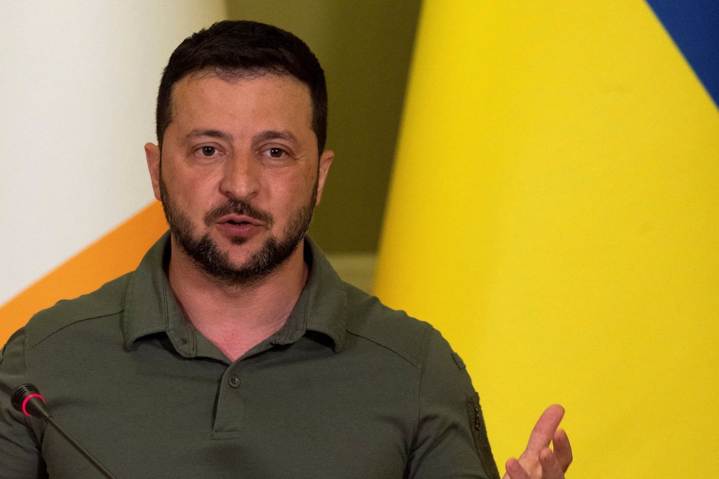 Wolodymyr Selenskyj (Archivbild): Der ukrainische Präsident hat den Botschafter in London abberufen.