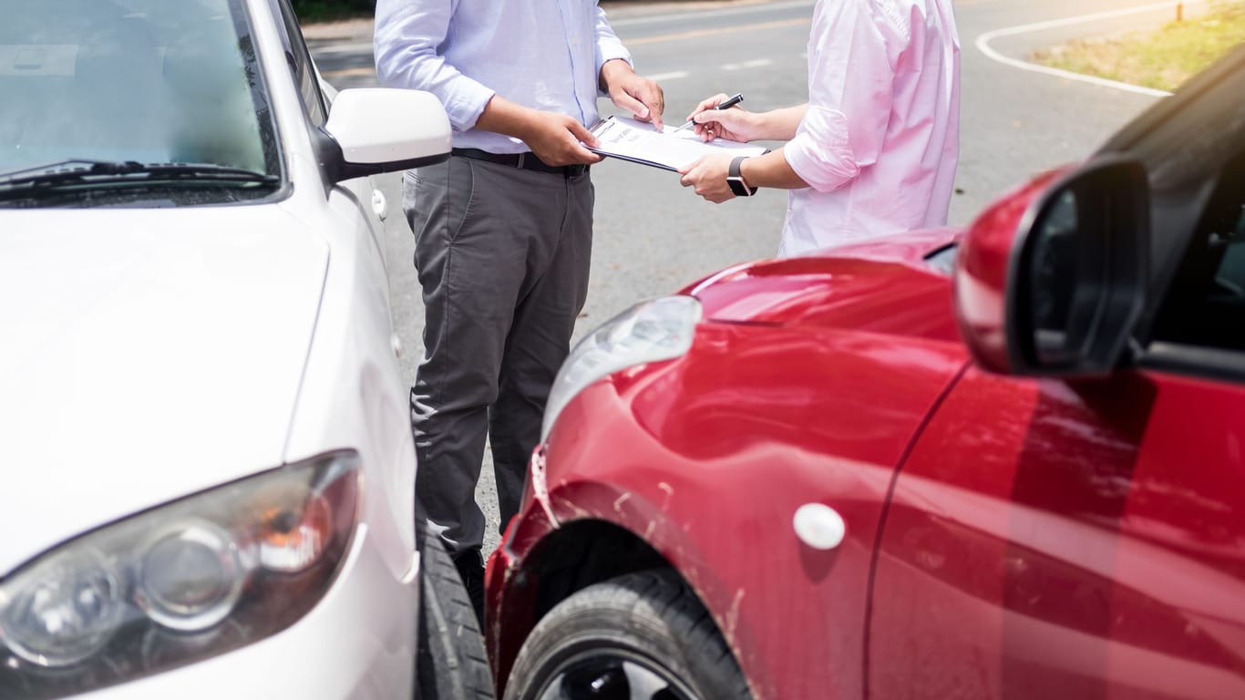 Autounfall: Versicherungen werden offenbar immer teurer.