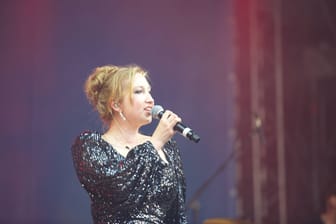 Sängerin Miu beim NDR Festival 2022 (Archivbild): Die Sängerin konnte nicht als Support Act für Joe Bonamassa auftreten.