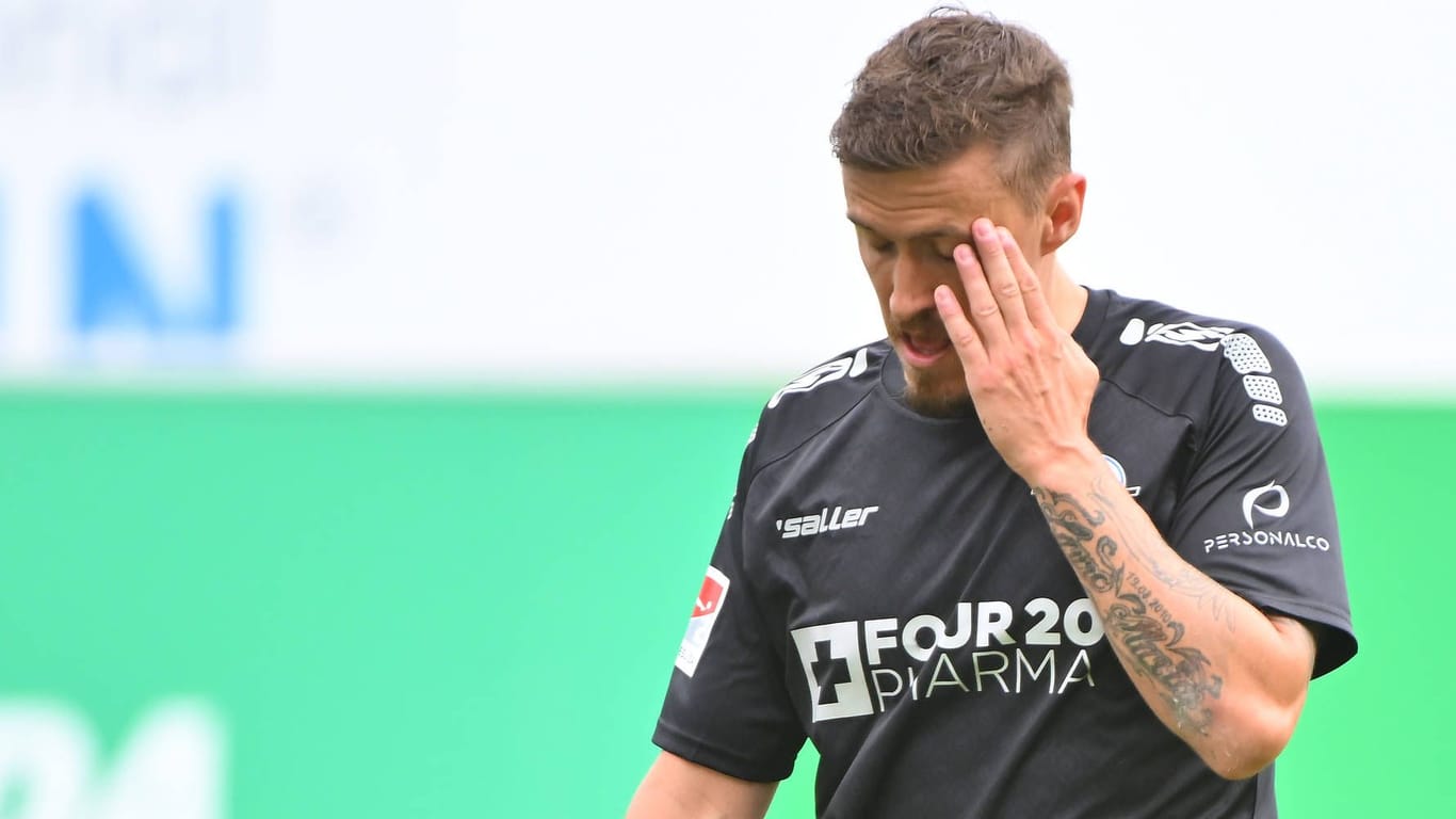 Max Kruse: In seinem ersten Pflichtspiel für Paderborn setzte es eine deutliche Niederlage.