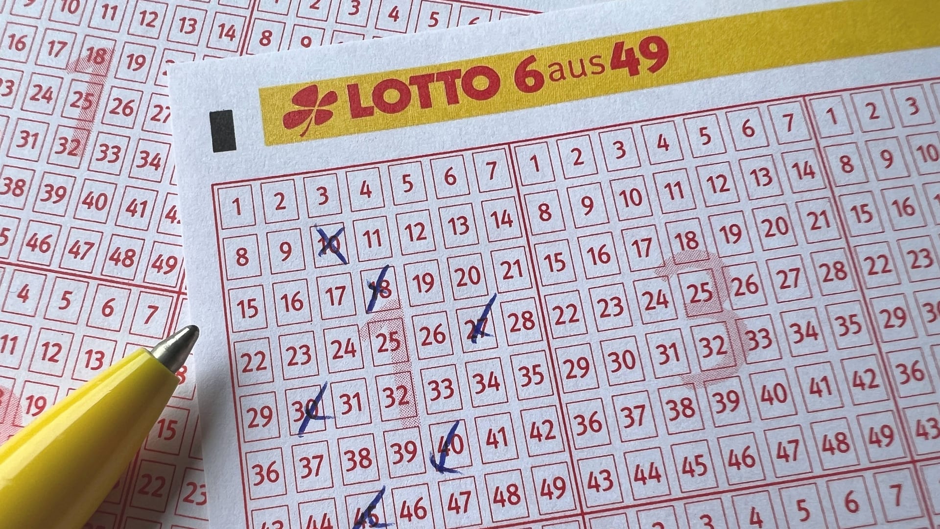 Mit sechs Richtigen aus 49 Zahlen winkt beim Lotto eine hoher Geldbetrag