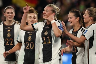 Die DFB-Frauen jubeln: Sie erzielten das bisher höchste WM-Ergebnis des laufenden Turniers.