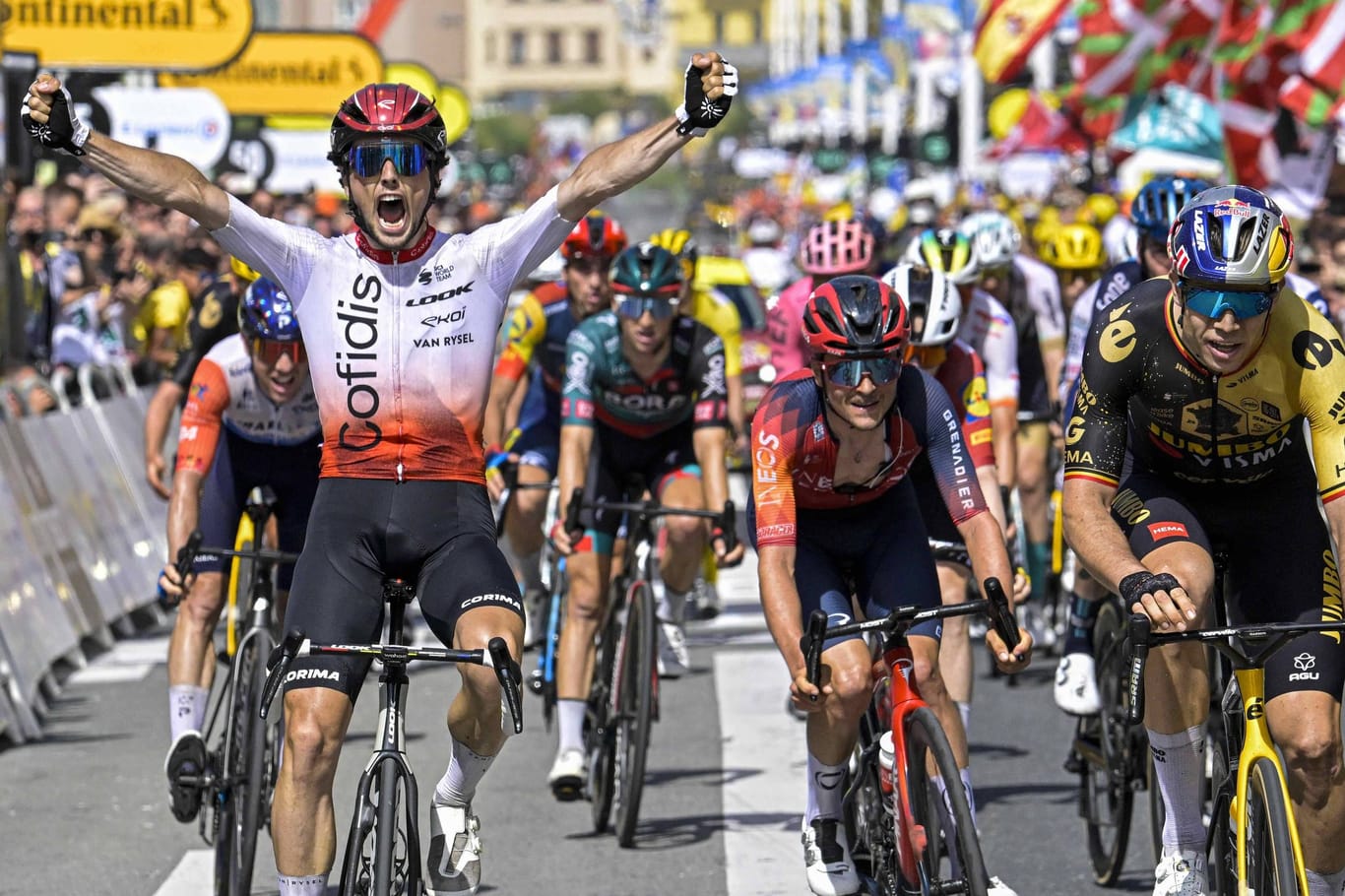 Tour de France: Zahlreiche Profis mussten ihre Räder wechseln.