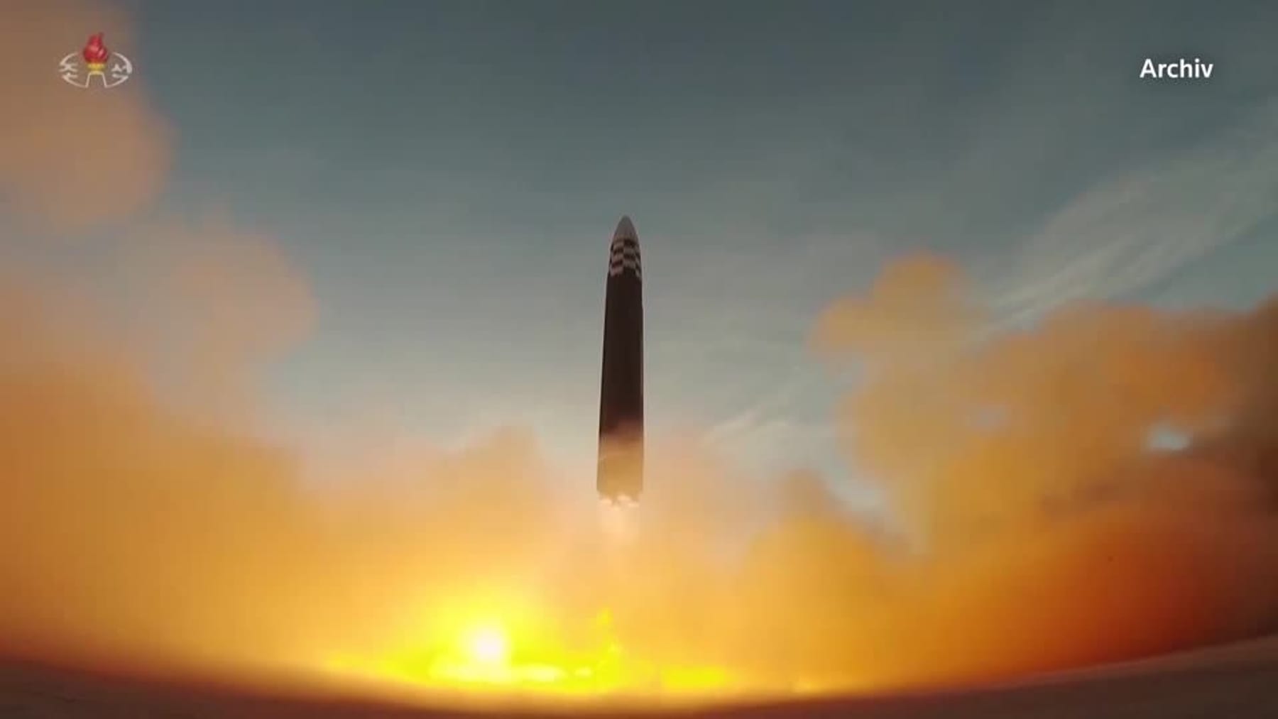 Nordkorea feuert atomfähige Rakete ab
