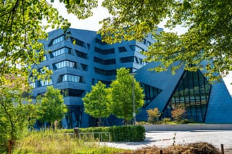 Leuphana Universität Lüneburg (Archivbild): Das Zentralgebäude wurde vom Stararchitekten Daniel Libeskind entworfen.