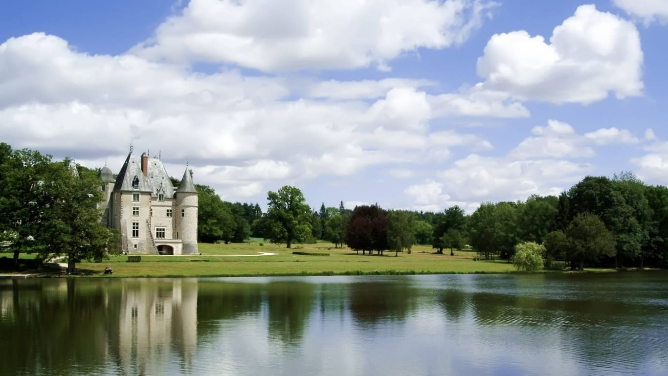 Ein kleines Schloss im Loire-Tal: Hier sind im September die Rufe der Hirsche zu hören.