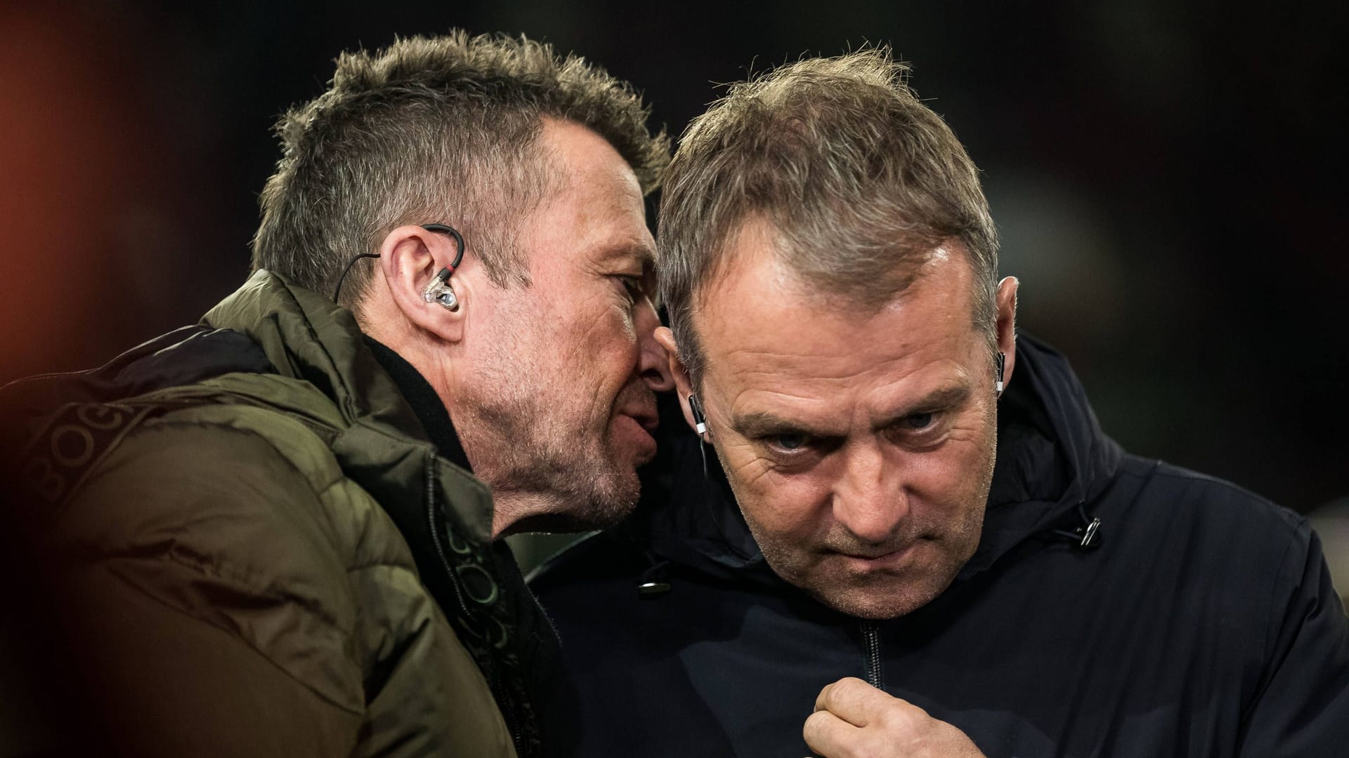 Lothar Matthäus (links) mit Hansi Flick: Der Rekordnationalspieler widerspricht dem Nationaltrainer. Lothar Matthäus (links) mit Hansi Flick: Der Rekordnationalspieler widerspricht dem Nationaltrainer.