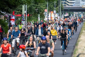 Fahrradfahrer: Sie setzen sich für den Radwegeausbau in Berlin ein.